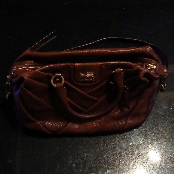 Coach Handbags - Brown Leather Coach Purse